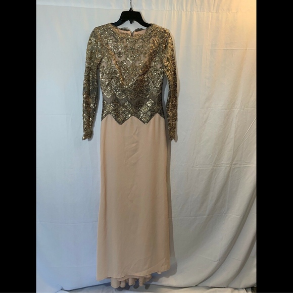 NEW Tadashi Shoji Long Sleeve Embroidered Sequin Crepe‎ Gown [SZ 2 ] - Picture 3 of 14
